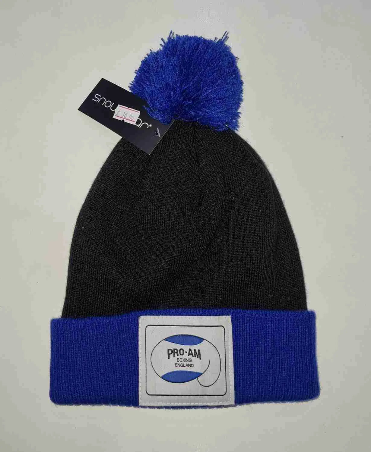 Pro-Am Boxing Bob Hat featuring a classic design, made by Proamboxinguk, with a sturdy fabric and adjustable strap.