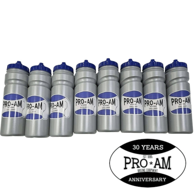 Pro-Am 750ml boxing water bottle with push/pull spout, durable plastic sports bottle for hydration during workouts