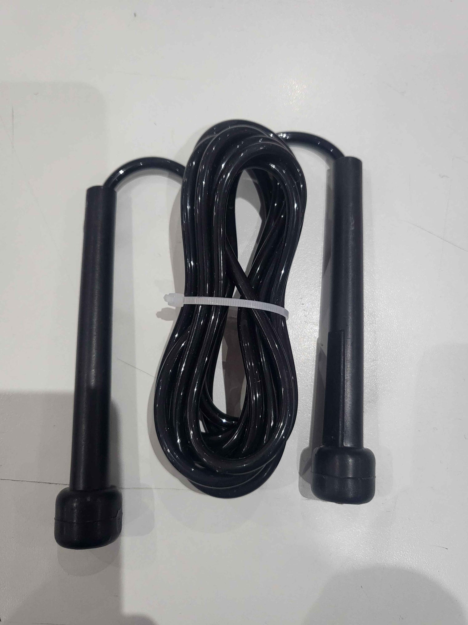 Pro-Am Speed Rope from Proamboxinguk, lightweight boxing skipping rope with handles for cardio and fitness workouts.