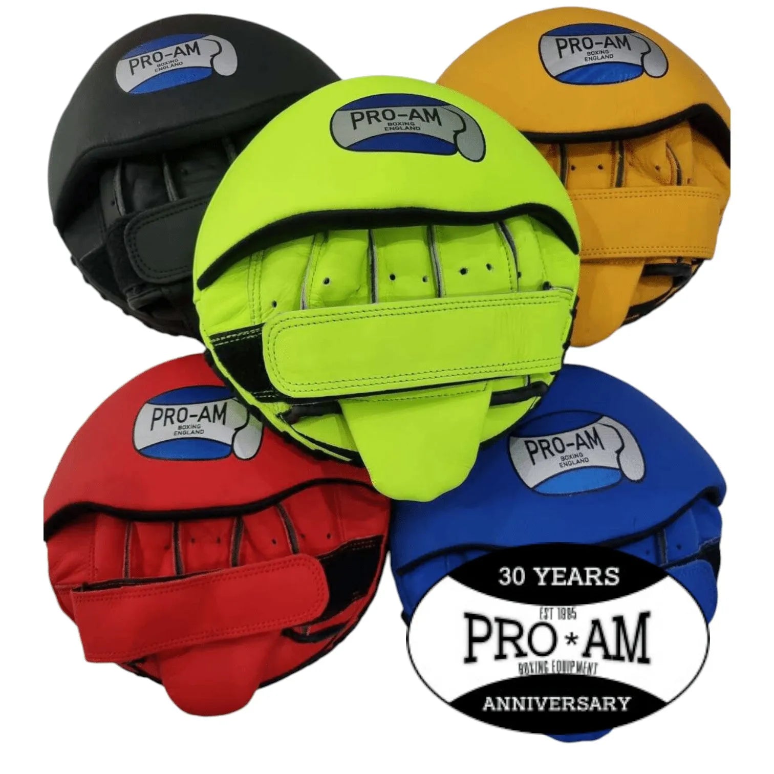 Pro-Am Speed Focus Pads for boxing training, featuring black and red design from Proamboxinguk, held in a trainer's hands.