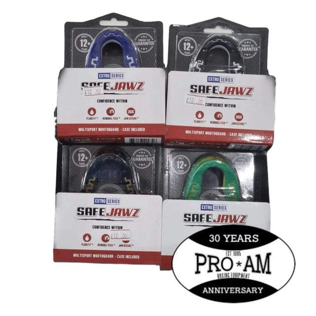 Proamboxinguk Safejawz Extro Series boxing gumshield in black with clear mouthguard, designed for protection during boxing matches.